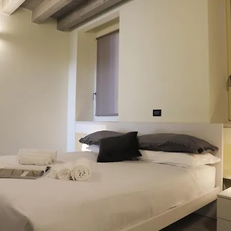 Stelle Di - Cordelia Verona